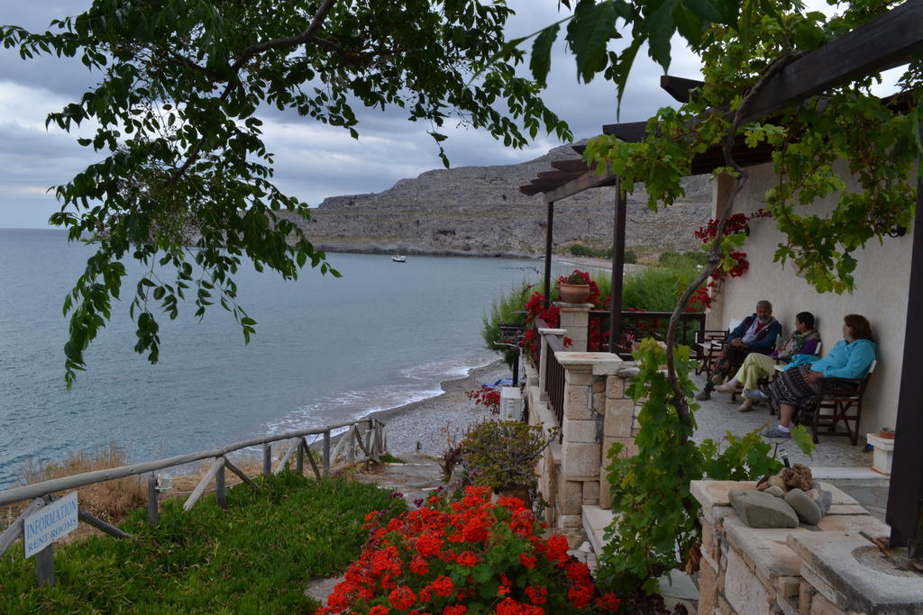 Athena Rooms Zakros Exterior photo