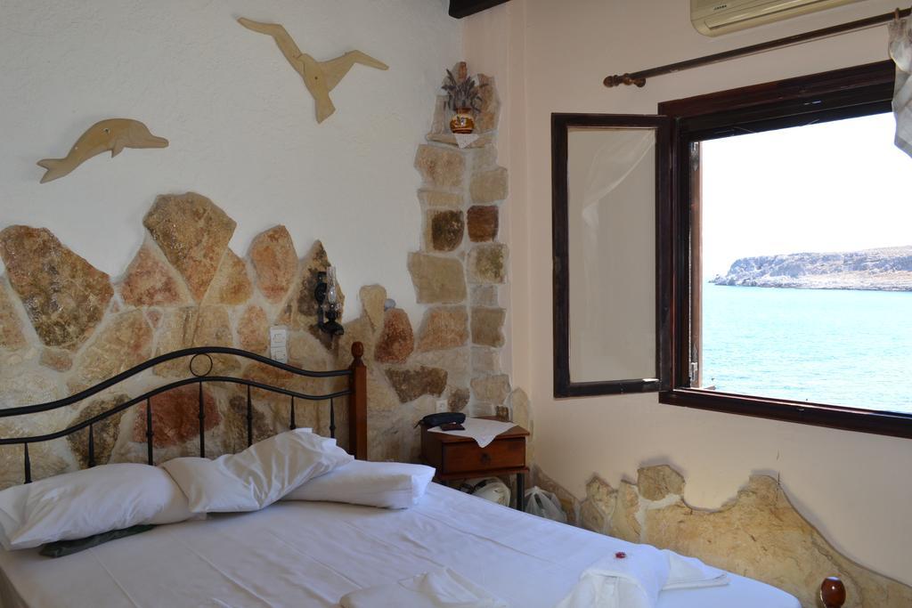 Athena Rooms Zakros Exterior photo